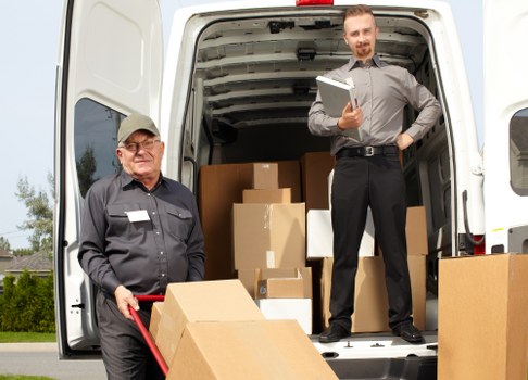 Moving van service introduction in Southfields with a professional local team
