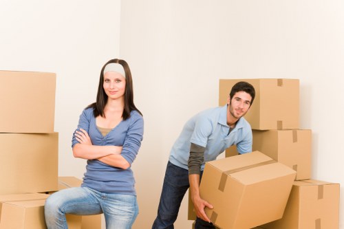 Transparent quote discussion for a Southfields man with a van service