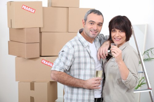 House moving support for flats and family homes around Southfields
